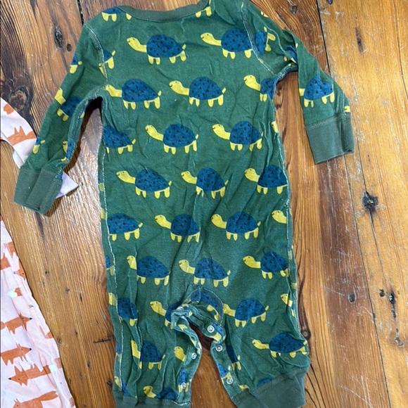 Hanna Andersson Baby Rompers with Animal Prints size 12 to 18 months - Picture 8 of 9